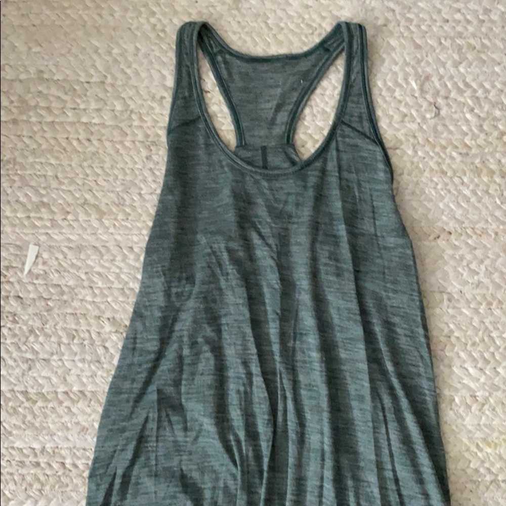 Lululemon green tank